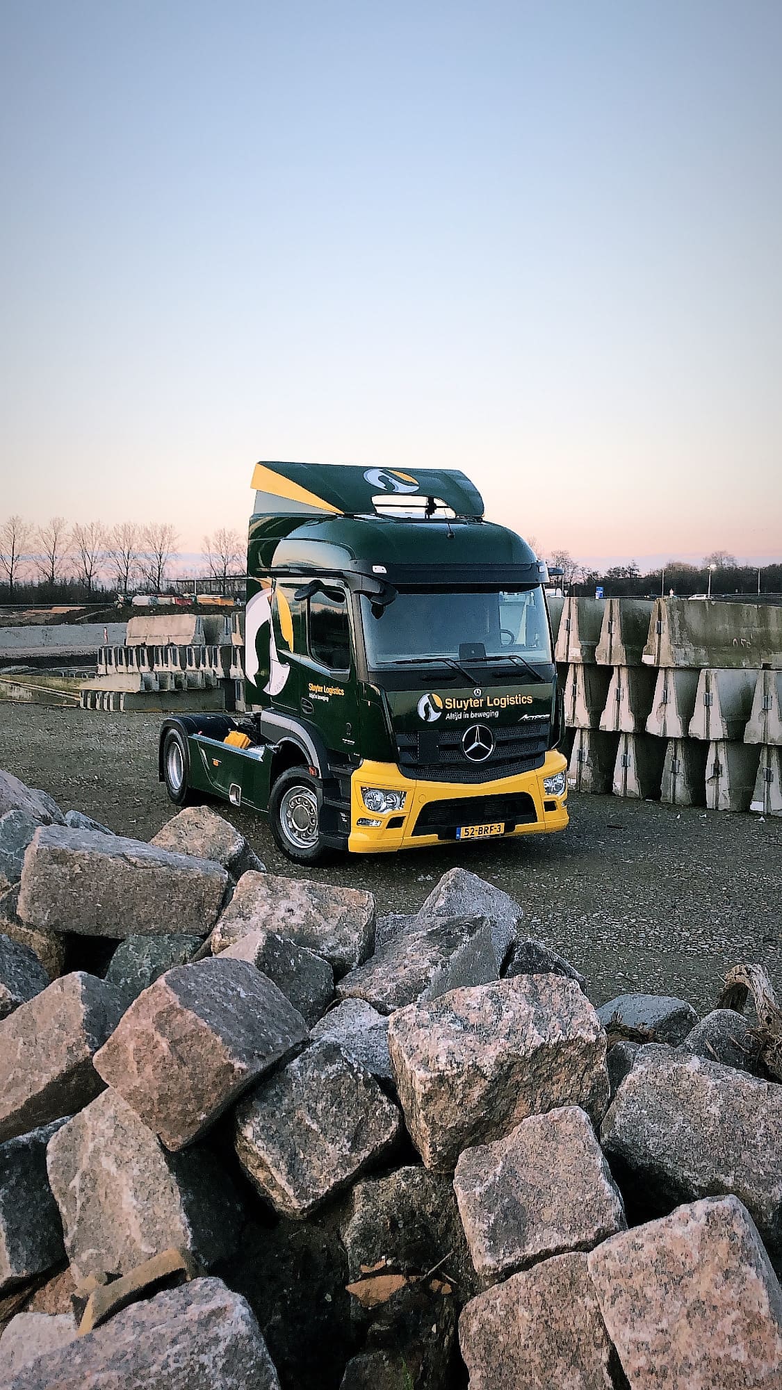 Truck Atos | Sluyter Logistics